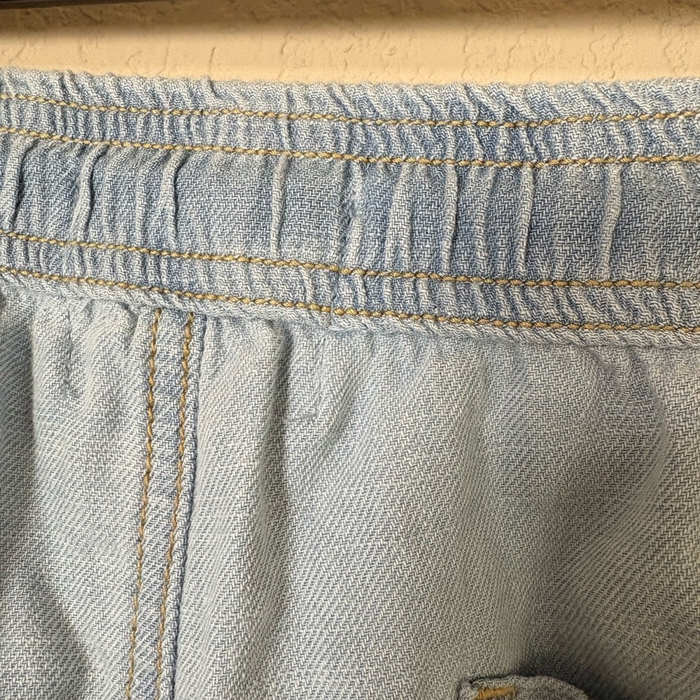 Urban Outfitters BDG Adriane Light Blue Relaxed Drawstring Shorts Size Large NWT - Picture 12 of 16
